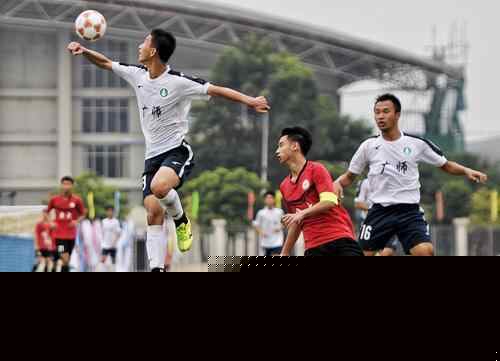 意甲登顶！让2追3 米兰3-2客胜都灵反超两强 普利西奇替补双响（逆转登顶意甲！米兰客场3-2击退都灵反超双雄 普利西奇替补梅开二度）