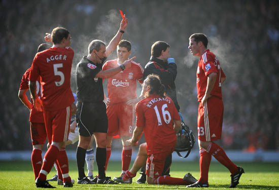 阿斯：帕斯闪耀科莫引多家豪门关注，皇马有意激活回购条款（阿斯报：帕斯在科莫高光引豪门竞逐，皇马考虑启动回购条款）