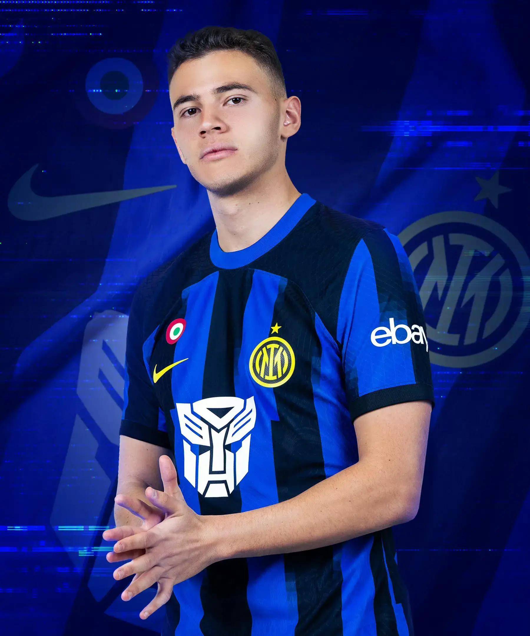 半场战报：汉堡0-1云达不莱梅，斯特奇破门（半场速递：汉堡暂0-1落后云达不莱梅，斯特奇打破僵局）