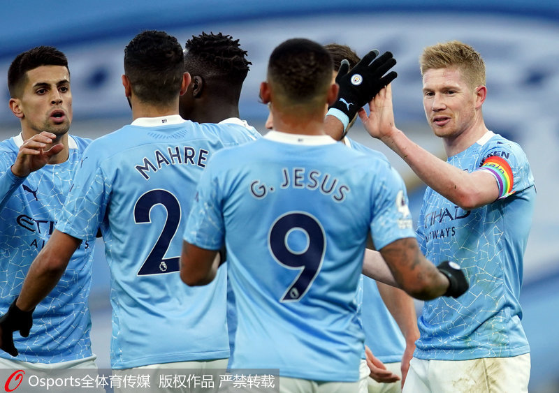 助攻榜变化引热议（助攻榜变动掀热议）